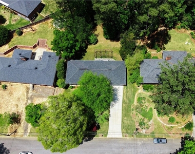 3076 Mccully Drive Ne - Photo Thumbnail 27