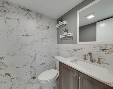 1551 Ashland Avenue - Photo Thumbnail 16