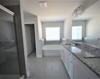 246 Hellen Valley Drive - Photo Thumbnail 21