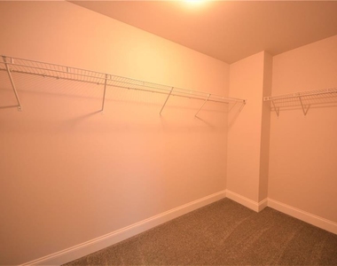 246 Hellen Valley Drive - Photo Thumbnail 22