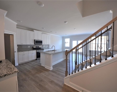 246 Hellen Valley Drive - Photo Thumbnail 6