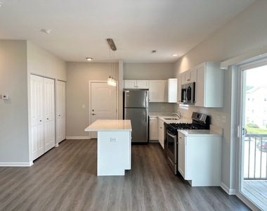 853 E Main Street - Photo Thumbnail 7