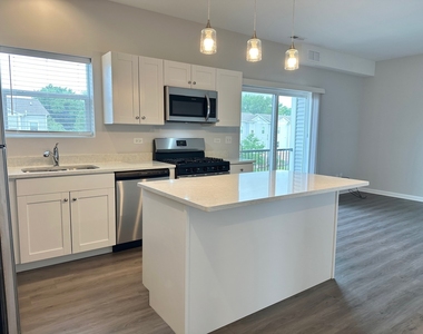 853 E Main Street - Photo Thumbnail 1