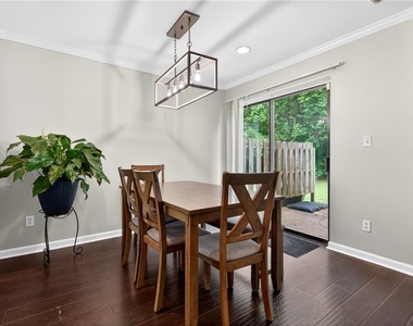 6393 Hawthorne Terrace - Photo Thumbnail 16