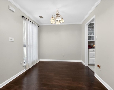 6393 Hawthorne Terrace - Photo Thumbnail 5
