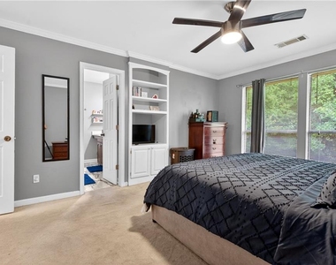 6393 Hawthorne Terrace - Photo Thumbnail 25