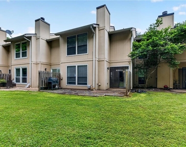 6393 Hawthorne Terrace - Photo Thumbnail 41