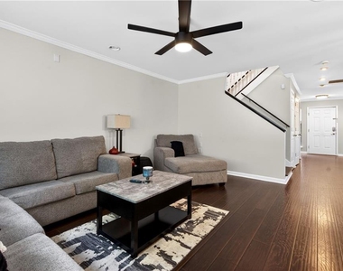 6393 Hawthorne Terrace - Photo Thumbnail 19