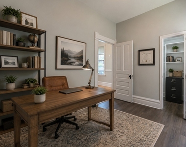 1033 W Wellington Avenue - Photo Thumbnail 5