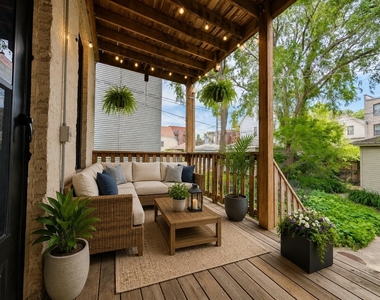 1033 W Wellington Avenue - Photo Thumbnail 8