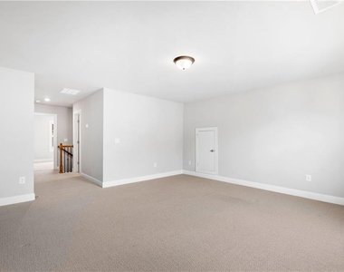 367 Mcdaniel Place - Photo Thumbnail 36