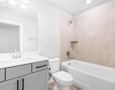 367 Mcdaniel Place - Photo Thumbnail 39