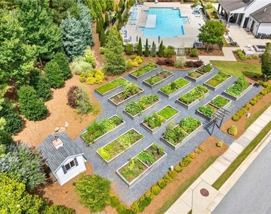 367 Mcdaniel Place - Photo Thumbnail 43