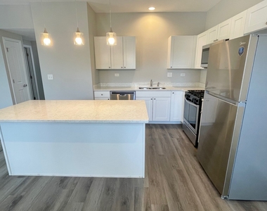 301 N Madison Street - Photo Thumbnail 1