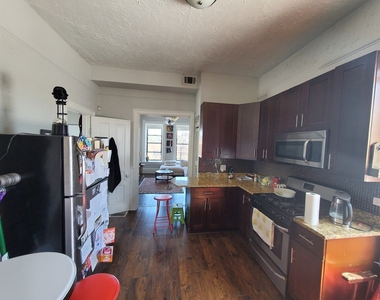 1528 N Ashland Avenue - Photo Thumbnail 1