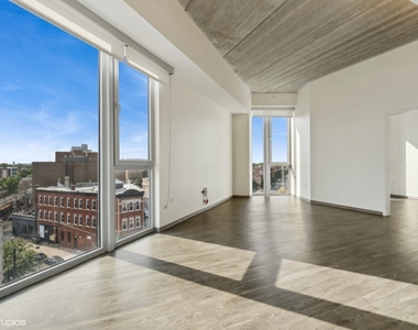 1920 N Milwaukee Avenue - Photo Thumbnail 4