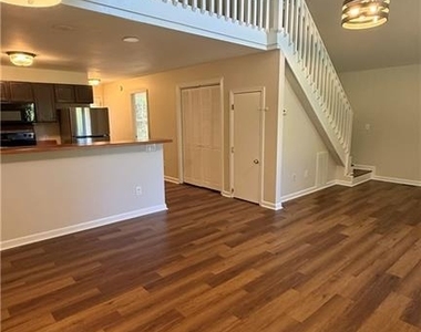 691 Lower Burris Road - Photo Thumbnail 4