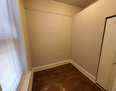 1528 N Ashland Avenue - Photo Thumbnail 8