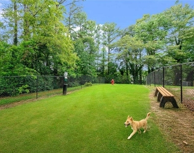 5675 Roswell Road - Photo Thumbnail 21