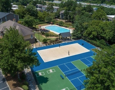 5675 Roswell Road - Photo Thumbnail 13
