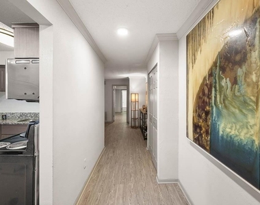5555 Roswell Road Ne - Photo Thumbnail 2