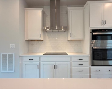 3117 Willow Glade Trail - Photo Thumbnail 11
