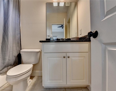 11037 Estates Circle - Photo Thumbnail 20