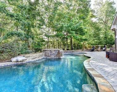 11037 Estates Circle - Photo Thumbnail 1