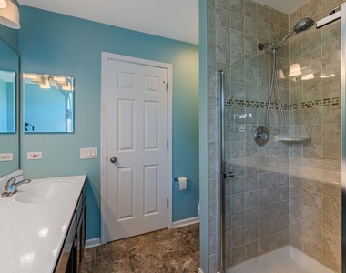 1371 E Braymore Circle - Photo Thumbnail 20