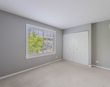 1371 E Braymore Circle - Photo Thumbnail 21
