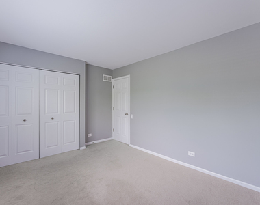 1371 E Braymore Circle - Photo Thumbnail 22