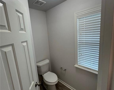 2048 Fosco Drive - Photo Thumbnail 22