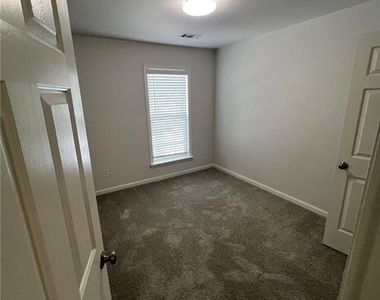 2048 Fosco Drive - Photo Thumbnail 14