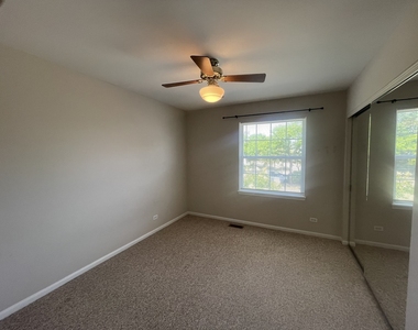 2393 Madiera Court - Photo Thumbnail 13