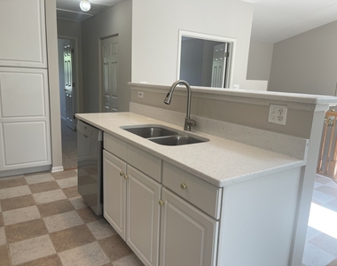 2393 Madiera Court - Photo Thumbnail 2