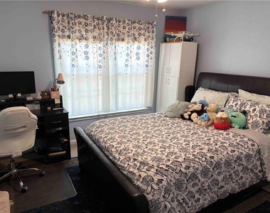 2835 Crestmont Court - Photo Thumbnail 22