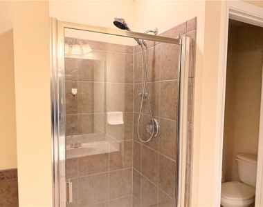 2380 Fairlie Drive - Photo Thumbnail 13