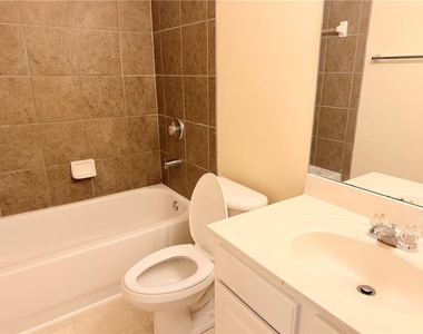 2380 Fairlie Drive - Photo Thumbnail 19
