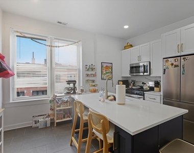 2350 W Charleston Street - Photo Thumbnail 1