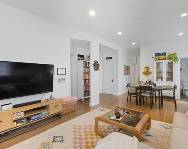 2350 W Charleston Street - Photo Thumbnail 3