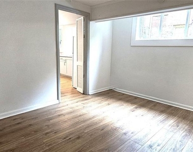 1067 Lanier Boulevard Ne - Photo Thumbnail 4