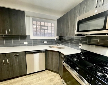 4450 N Winchester Avenue - Photo Thumbnail 4