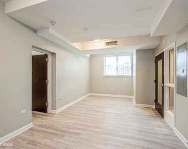 6857 S Ridgeland Avenue - Photo Thumbnail 3