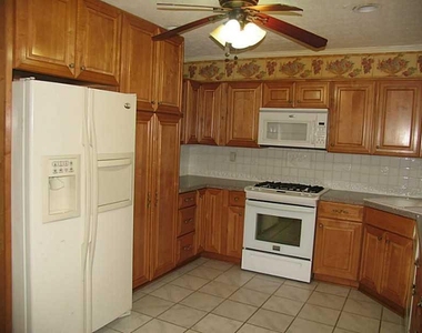906 Parkaire Crossing - Photo Thumbnail 4