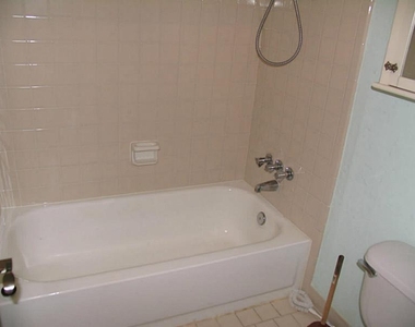 906 Parkaire Crossing - Photo Thumbnail 12