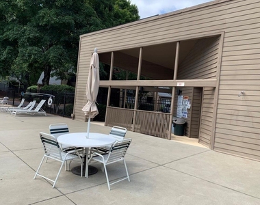 906 Parkaire Crossing - Photo Thumbnail 17