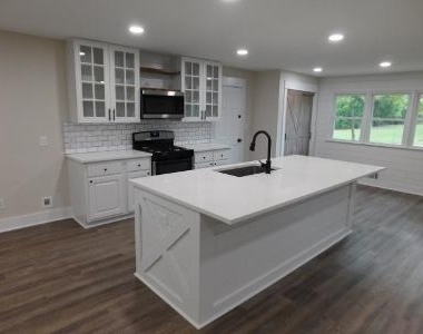2980 Prince Howard Drive - Photo Thumbnail 5