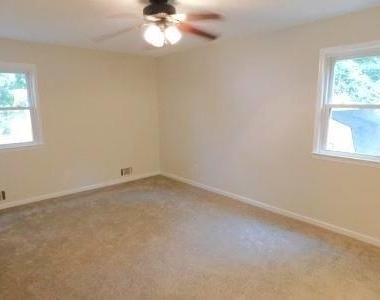 2980 Prince Howard Drive - Photo Thumbnail 14