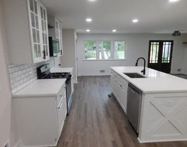 2980 Prince Howard Drive - Photo Thumbnail 9