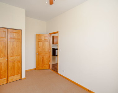 6219 S Kenwood Avenue - Photo Thumbnail 6